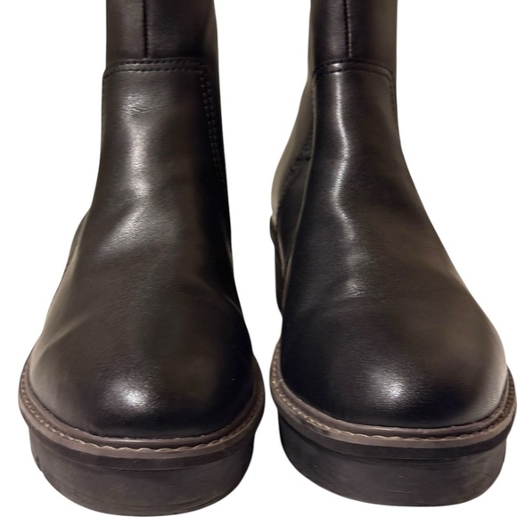 Women's ZEROGRAND City Wedge
Waterproof Chelsea Boots - Picture 9 of 16
